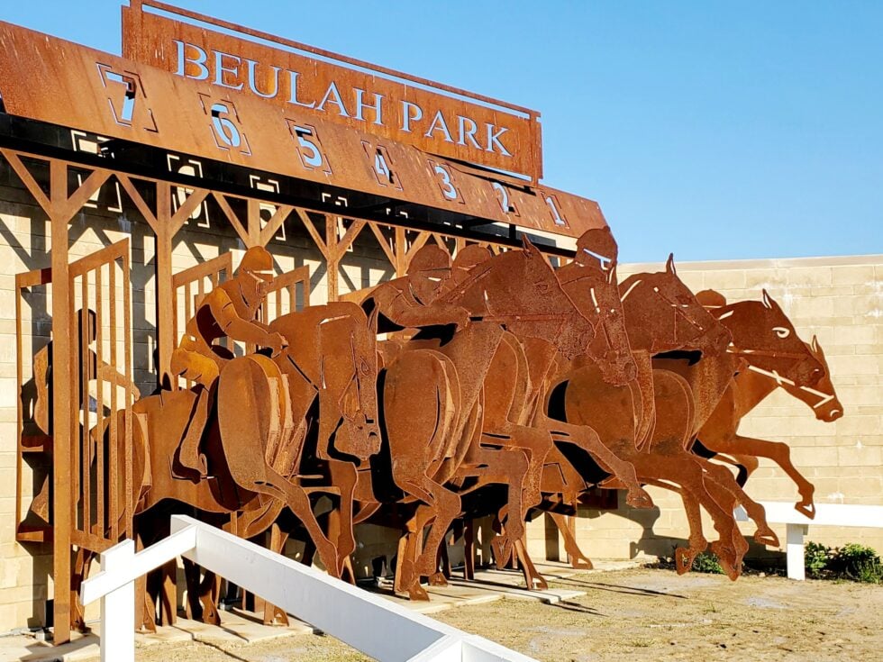 beulah-park-statue-980x735-1