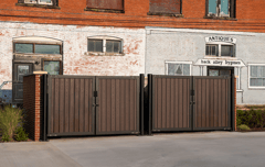 ToughGate-Gates-and-Doors-Vertical-Plankwall-commercial